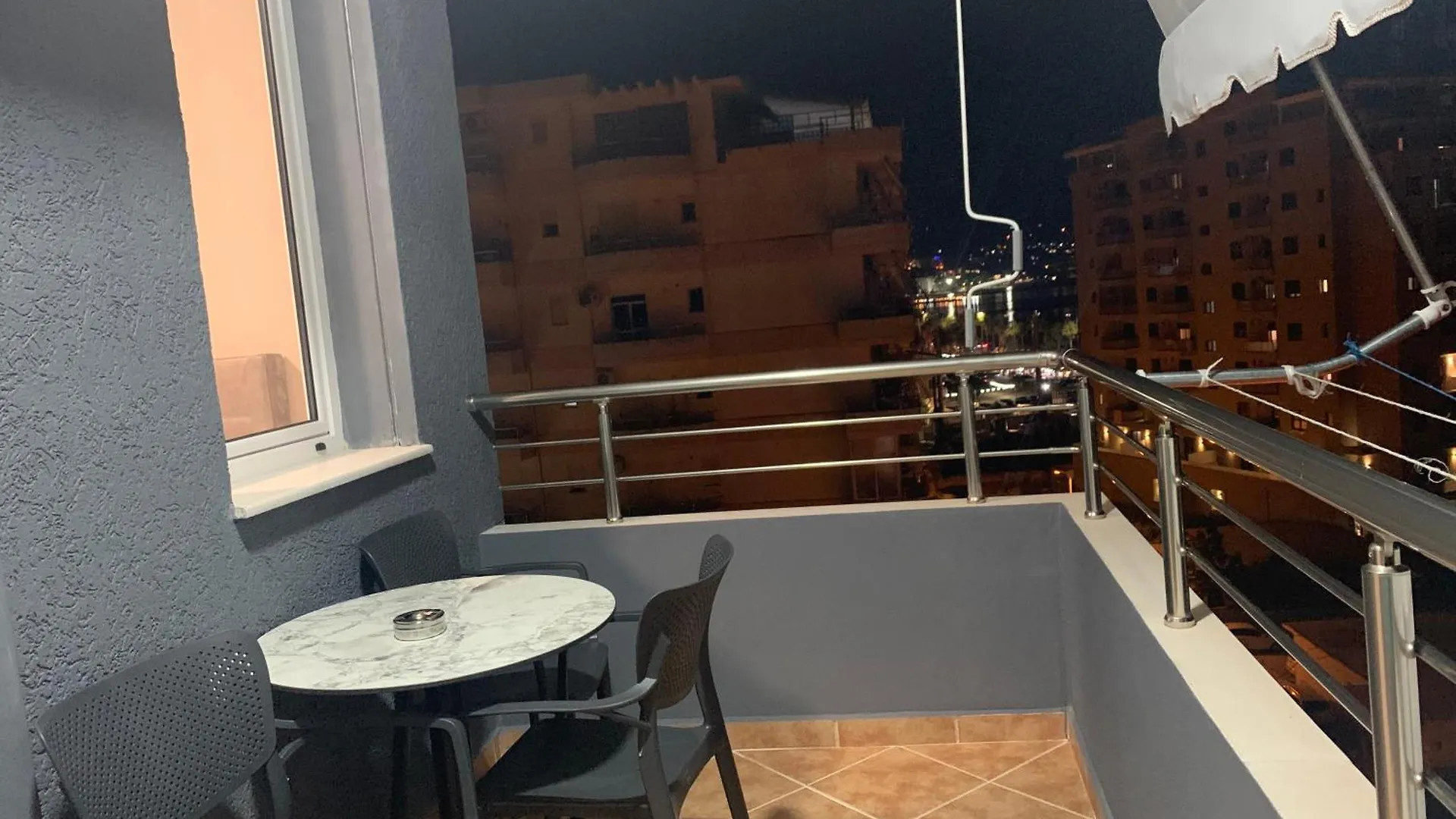 Aleks Lungo Mare Vlore Apartment