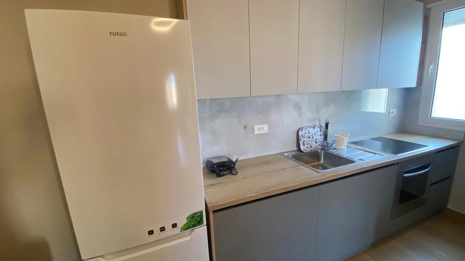 Aleks Lungo Mare Vlore Apartment 0*,  Albania